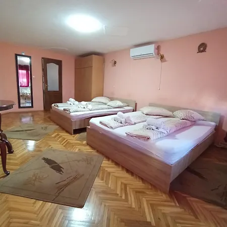 Casa Tudor 3*
