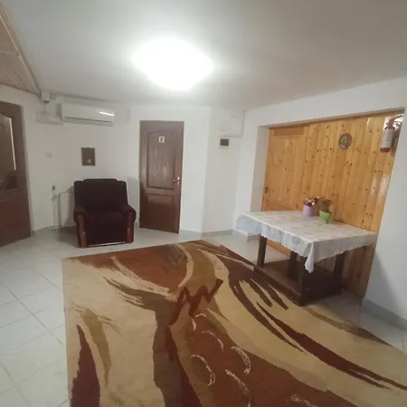 Casa Tudor بيت ضيافة