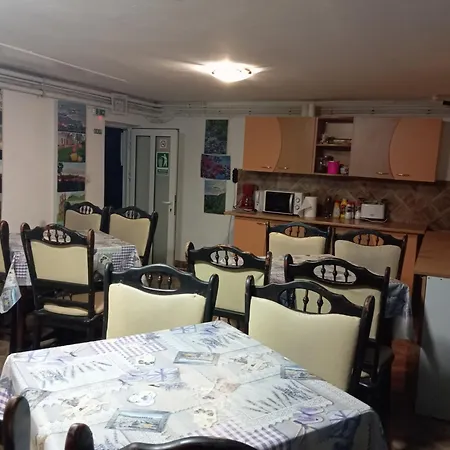 Casa Tudor 3*