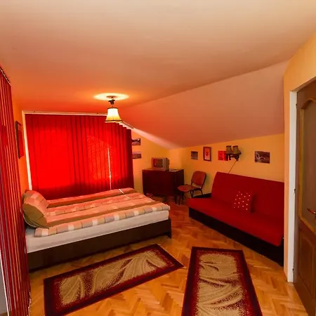 بيت ضيافة Casa Tudor